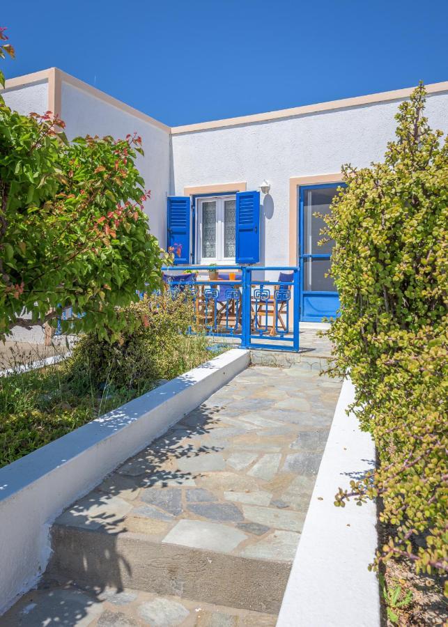 Limestone In Milos Triovasálos Eksteriør bilde